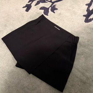 Babaton Elegant Black Skort